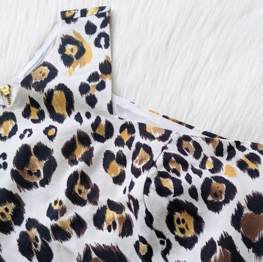 Line & Dot x Revolve Cyber Leopard Print Crop Top - Picture 3 of 14